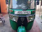 Bajaj RE 2015