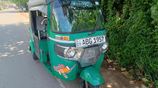 Bajaj RE 2015