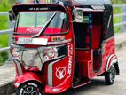 Bajaj RE 2015