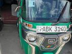 Bajaj RE 2017