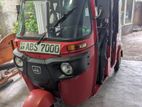 Bajaj RE 2017