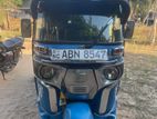 Bajaj RE 2017