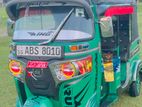 Bajaj RE 2018