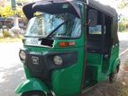 Bajaj RE 2018