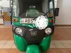 Bajaj RE 2018
