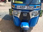 Bajaj RE 2019