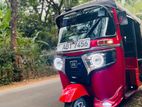 Bajaj RE 2019