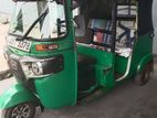 Bajaj RE 2019