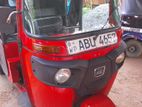 Bajaj RE 2019