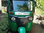 Bajaj RE 2019
