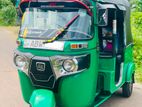 Bajaj RE 2019