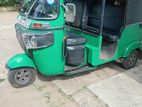 Bajaj RE 2019