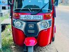 Bajaj RE 2019