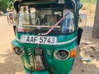 Bajaj RE 203 2012