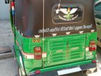 Bajaj RE 205 2004
