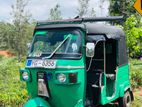 Bajaj RE 205 2011