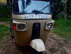 Bajaj RE 205 2011