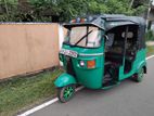 Bajaj RE 205 2011