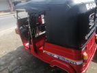 Bajaj RE 205 2011