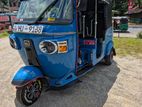 Bajaj RE 205 2011