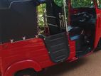 Bajaj RE 205 2011