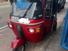 Bajaj RE 205 2012