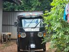Bajaj RE 205 2012