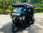 Bajaj RE 205 2012