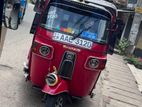 Bajaj RE 205 2012