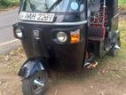 Bajaj RE 205 2013