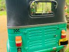Bajaj RE 205 2013