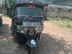 Bajaj RE 205 2015