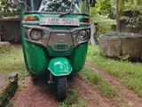 Bajaj RE 205 2015