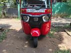 Bajaj RE 205 2015