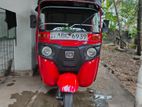 Bajaj RE 205 2015
