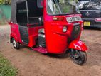 Bajaj RE 205 2015