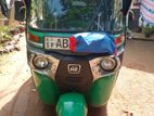 Bajaj RE 205 2015