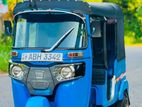 Bajaj RE 205 2015