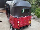 Bajaj RE 205 2015
