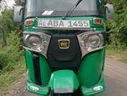 Bajaj RE 205 2015