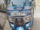 Bajaj RE 205 2016