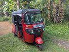 Bajaj RE 2018