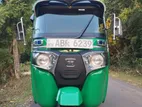 Bajaj RE 205 2018