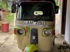 Bajaj RE 205 2021