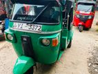 Bajaj RE 205 2011