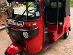 Bajaj RE 2019