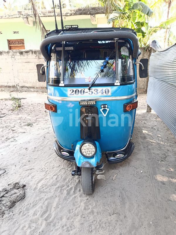 Compact Diesel Auto Rickshaw Bajaj Motors Stock Price Rickshaw