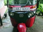 Bajaj RE 4 stock wheel 2015