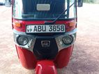 Bajaj RE 2019