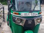 Bajaj RE 8204 2015